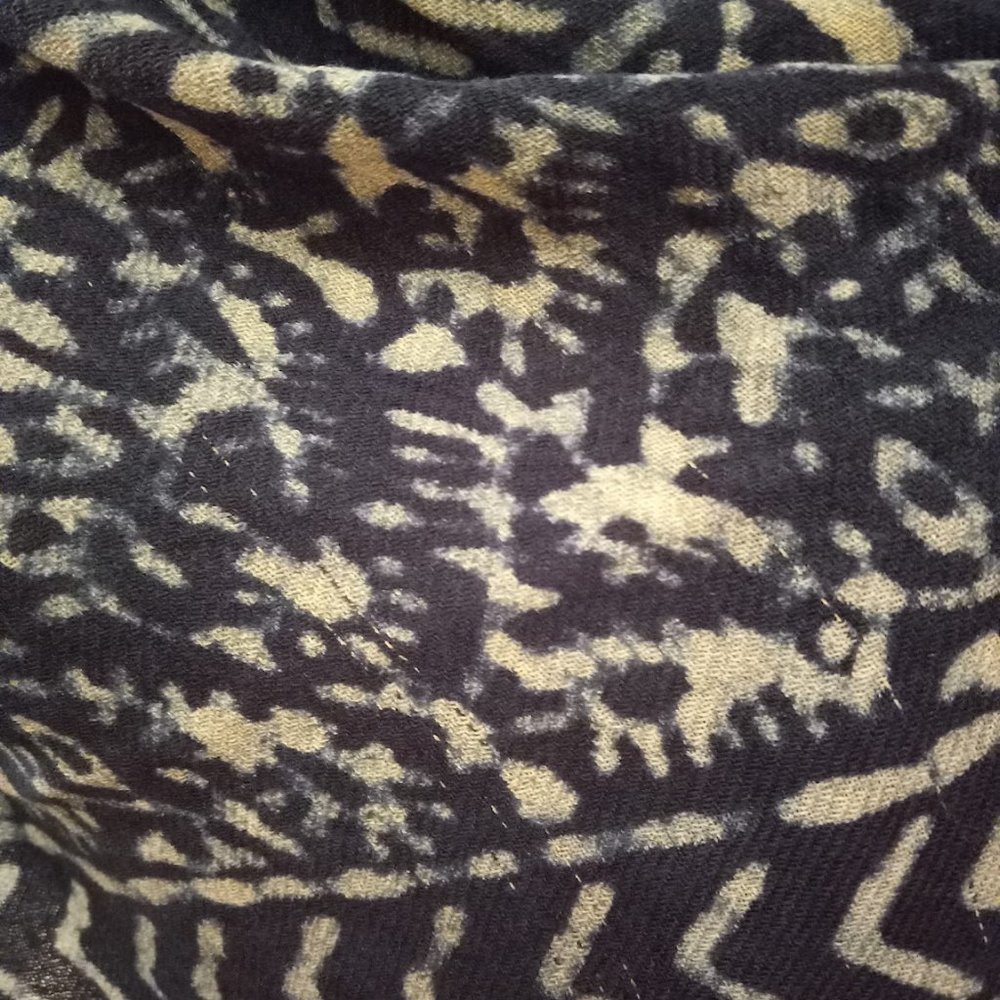 Homestead indigo blue batik wax block print rayon scarf shawl fringed 24 X 66 - Picture 5 of 5